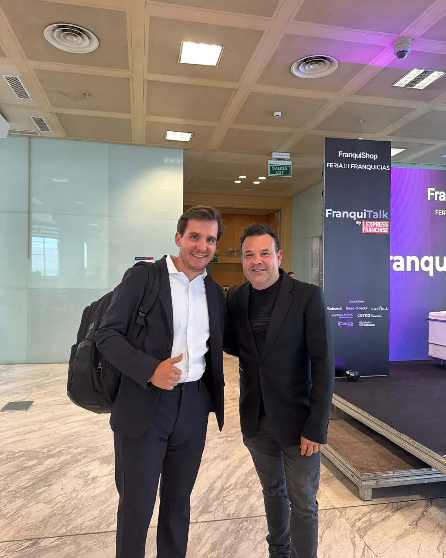 Toño Álvarez con José Elías en FranquiShop